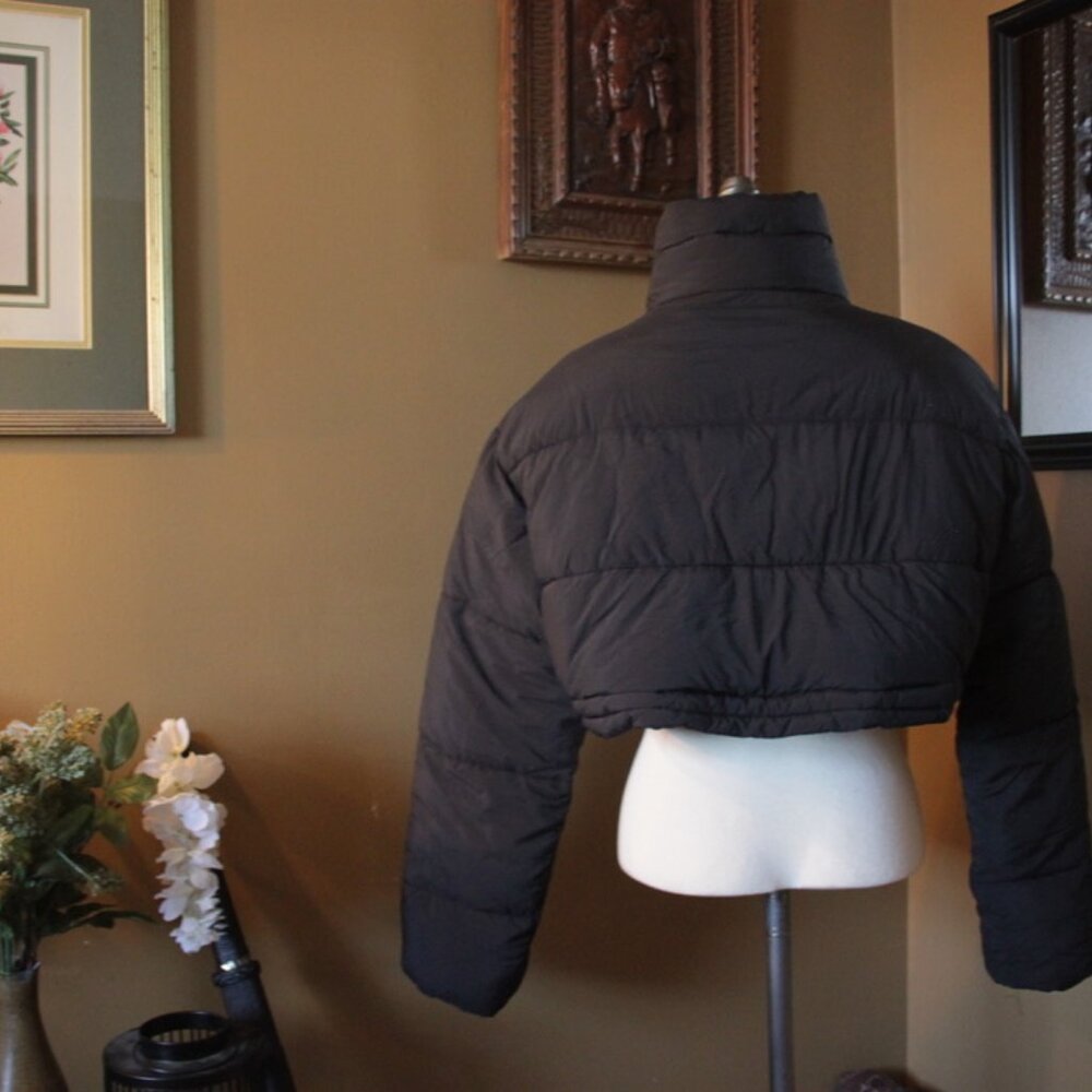 Cropped Puffer Jacket - Picture 2 of 4